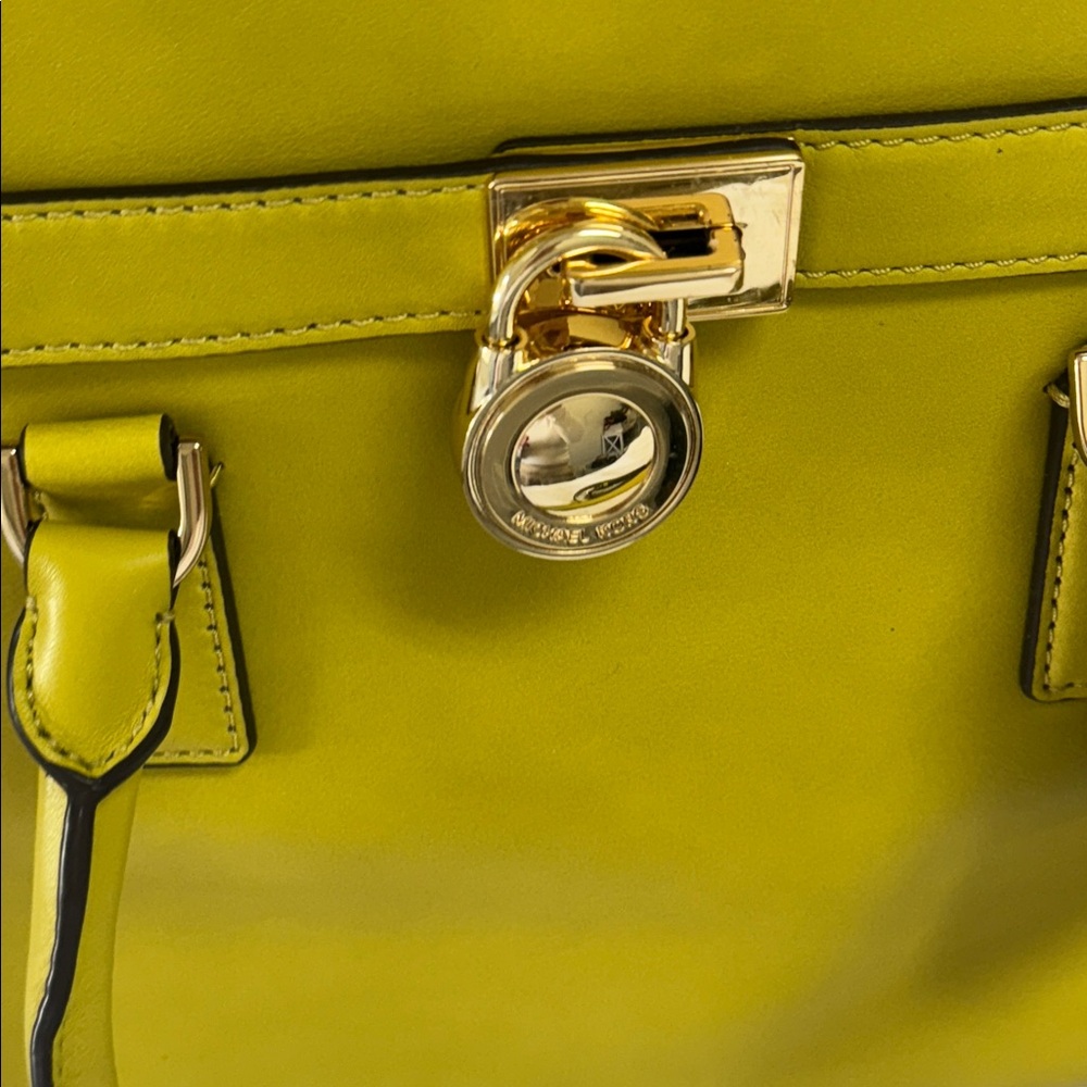 MICHAEL KORS Hamilton Yellow/Lime Green Satchel Bag Leather New Without Tags! - Picture 5 of 10